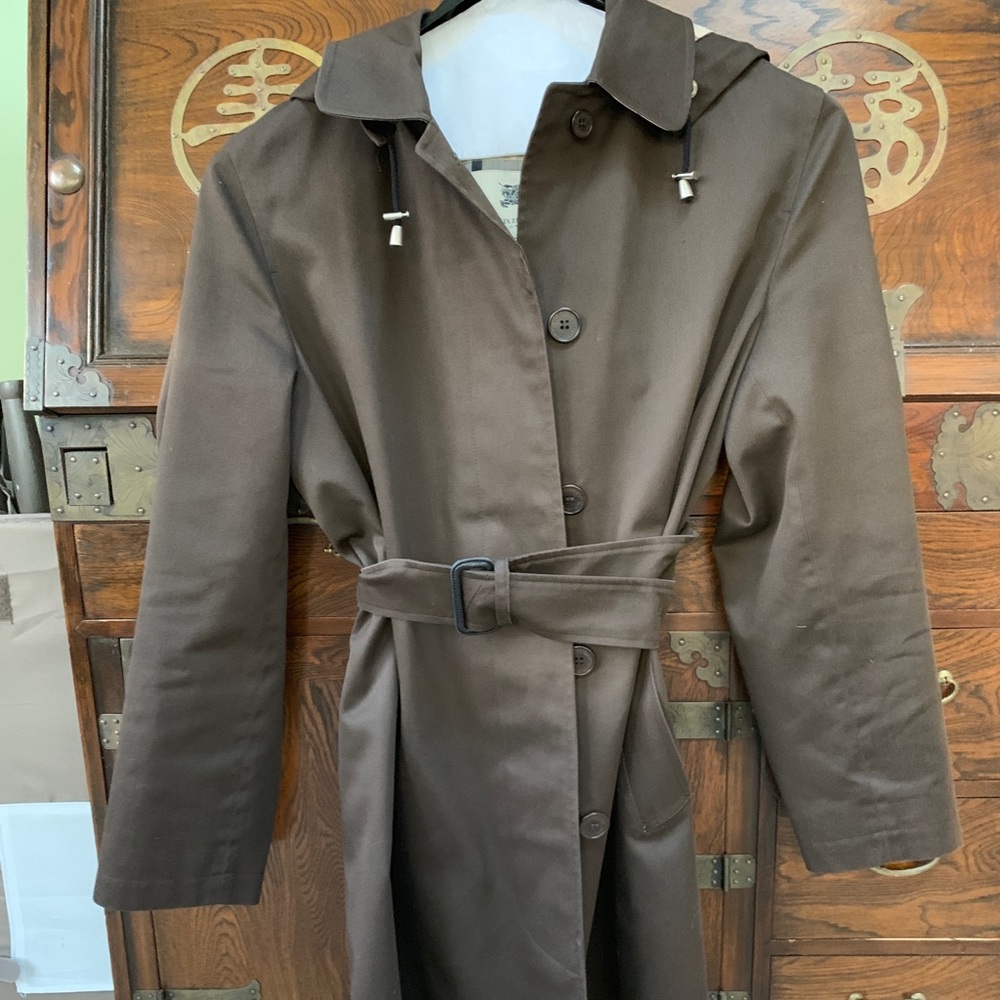 Vintage superb condition Burberry hooded coat!